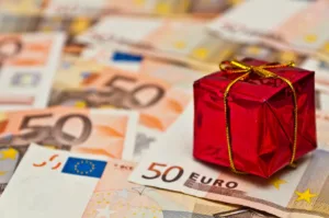 Größere finanzielle Mittel mit Hilfe des Weihnachtsgeldes