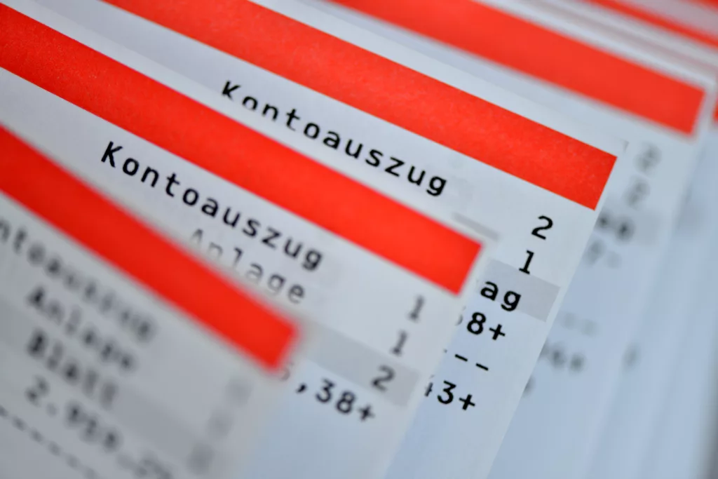 Den Kontoauszug können Sie einfach bei Ihrer Bank erhalten.