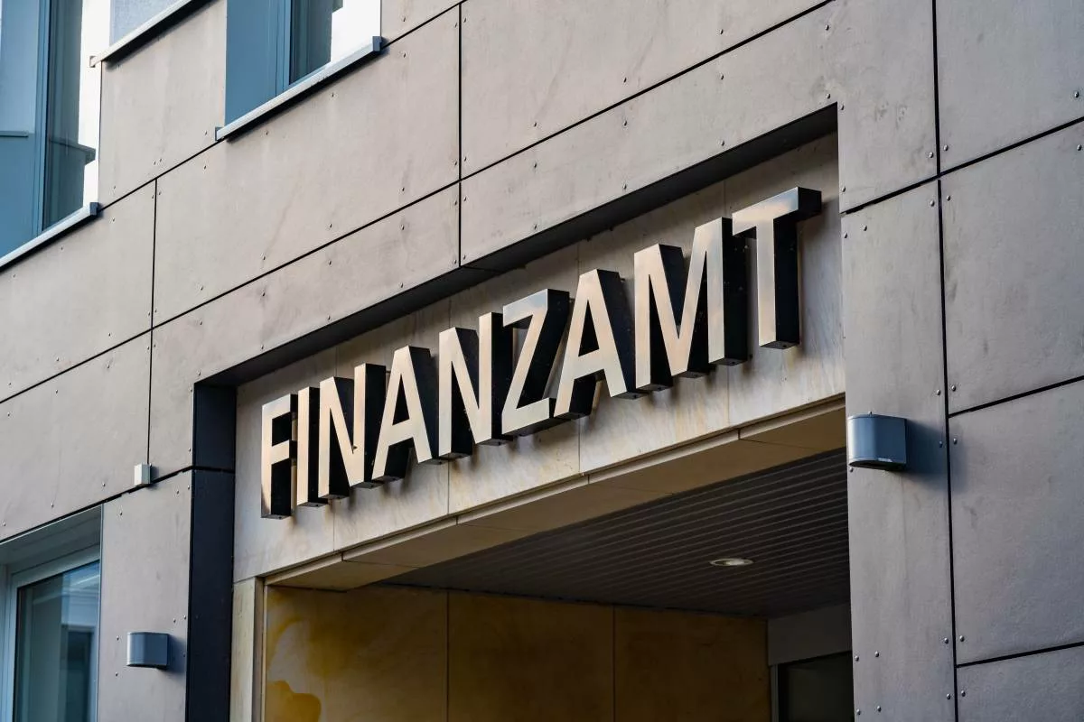 Über 160 Finanzämter in Deutschland bieten Kontaktmöglichkeiten an